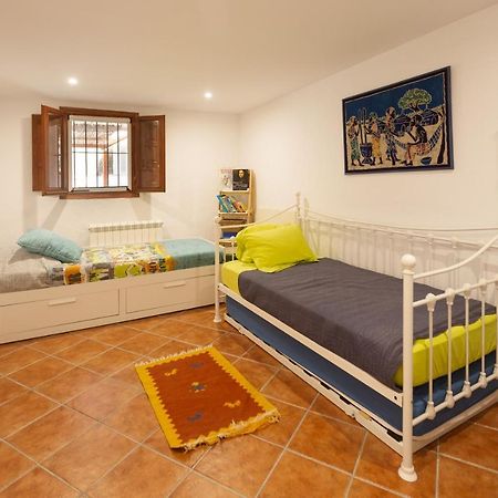 Detached Villa For 6 People In Lloret De Mar With Comunal Outdoor Swimming Pool Puigventos Kültér fotó
