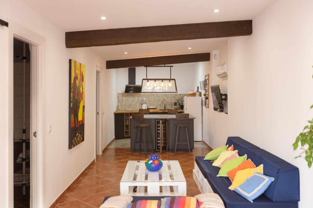 Detached Villa For 6 People In Lloret De Mar With Comunal Outdoor Swimming Pool Puigventos Kültér fotó