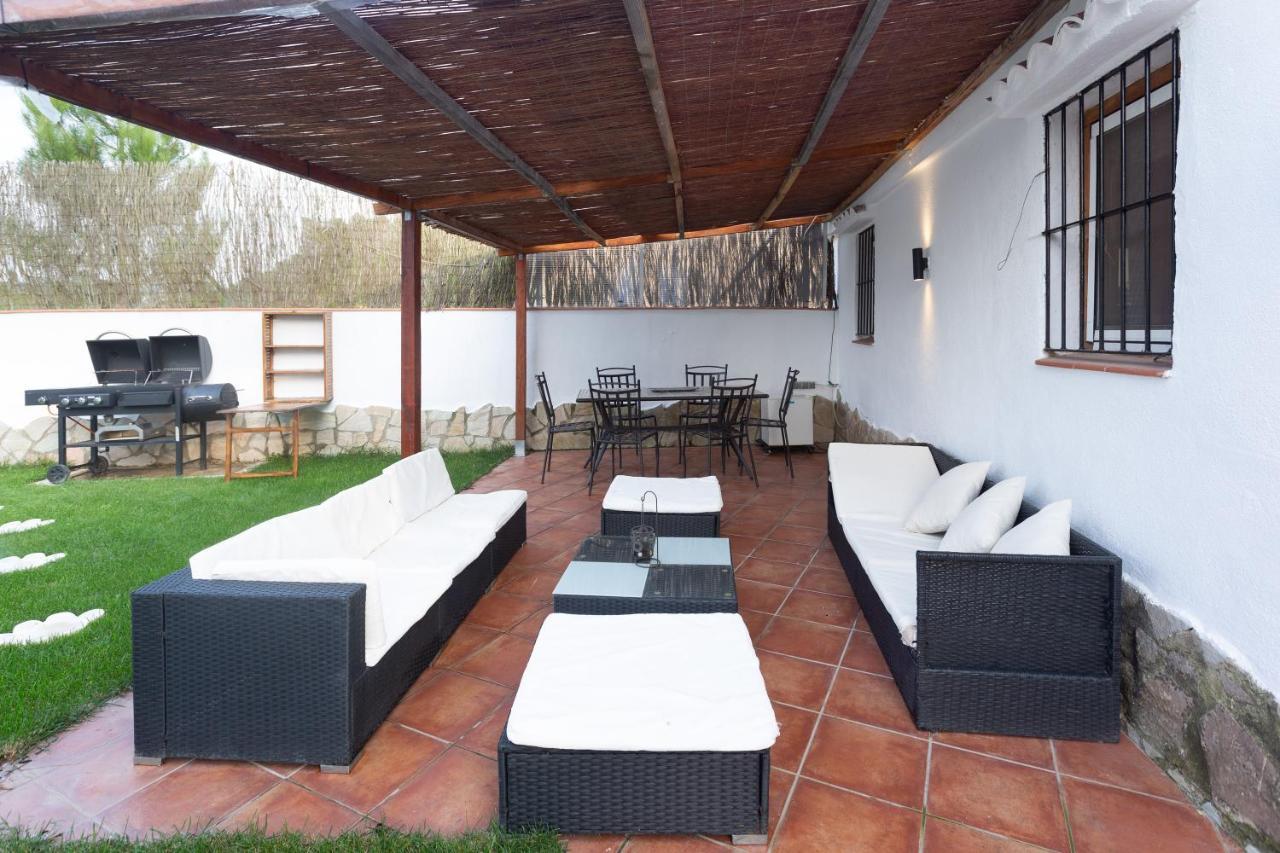 Detached Villa For 6 People In Lloret De Mar With Comunal Outdoor Swimming Pool Puigventos Kültér fotó