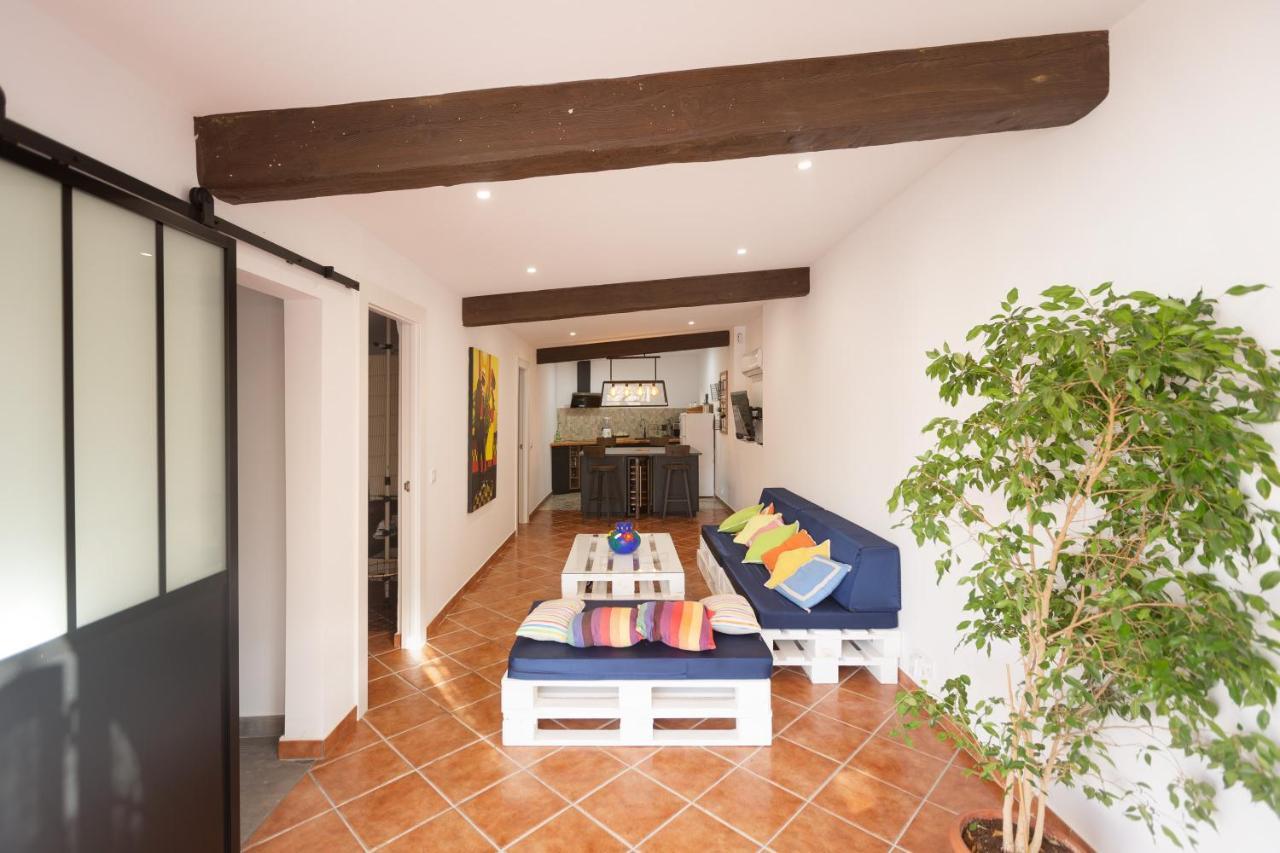 Detached Villa For 6 People In Lloret De Mar With Comunal Outdoor Swimming Pool Puigventos Kültér fotó