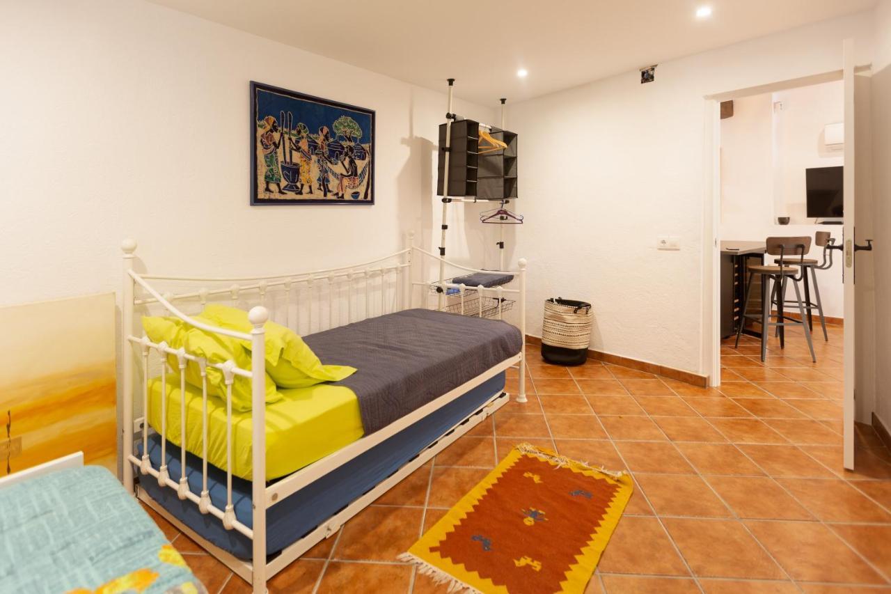 Detached Villa For 6 People In Lloret De Mar With Comunal Outdoor Swimming Pool Puigventos Kültér fotó