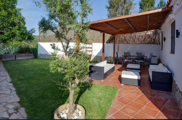 Detached Villa For 6 People In Lloret De Mar With Comunal Outdoor Swimming Pool Puigventos Kültér fotó