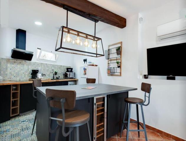 Detached Villa For 6 People In Lloret De Mar With Comunal Outdoor Swimming Pool Puigventos Kültér fotó
