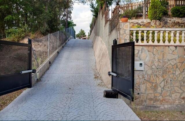 Detached Villa For 6 People In Lloret De Mar With Comunal Outdoor Swimming Pool Puigventos Kültér fotó