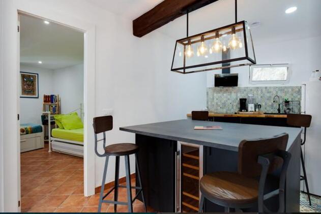 Detached Villa For 6 People In Lloret De Mar With Comunal Outdoor Swimming Pool Puigventos Kültér fotó